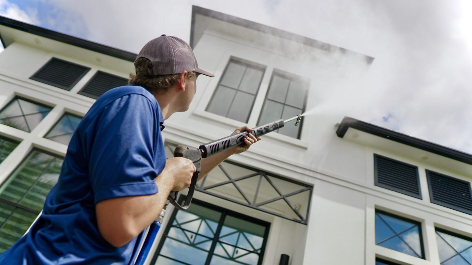 7 Signs Your Home Needs Residential Pressure Cleaning Right Now