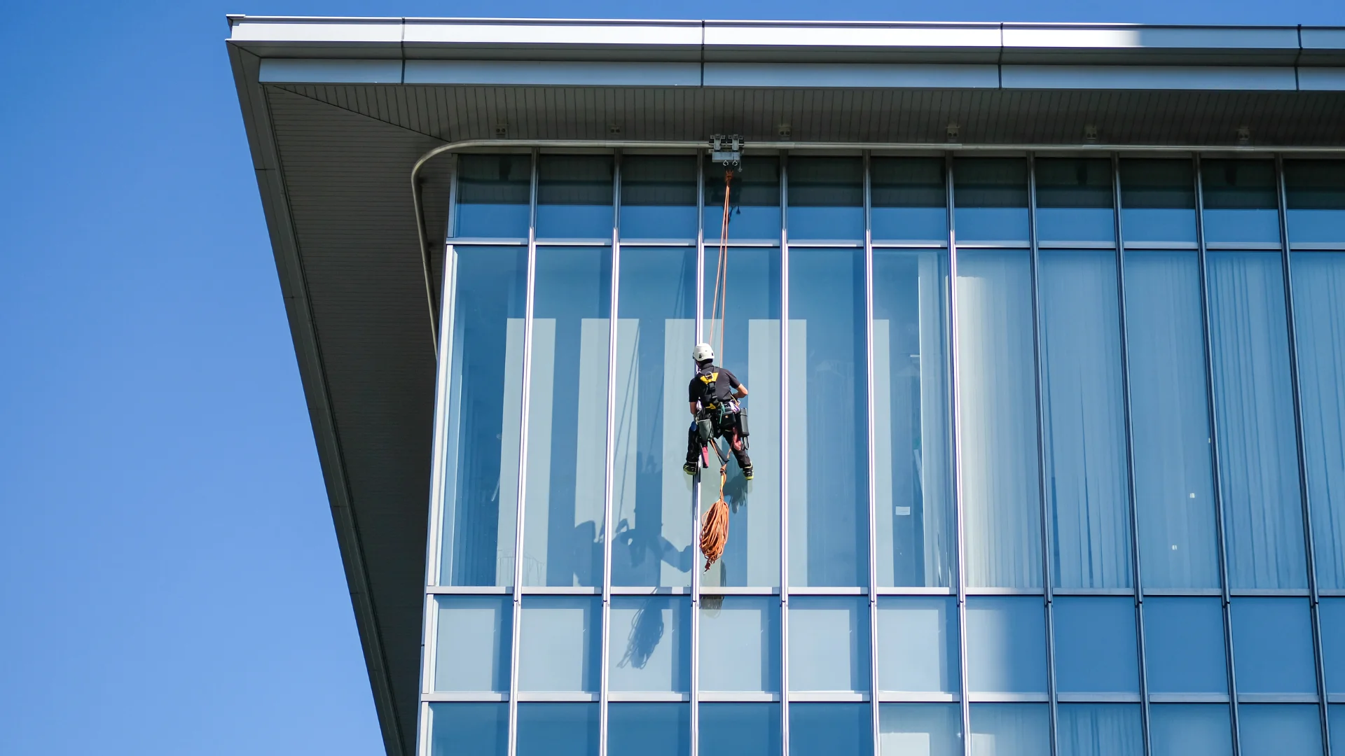 How to Choose the Best Facade Cleaning Services in New york