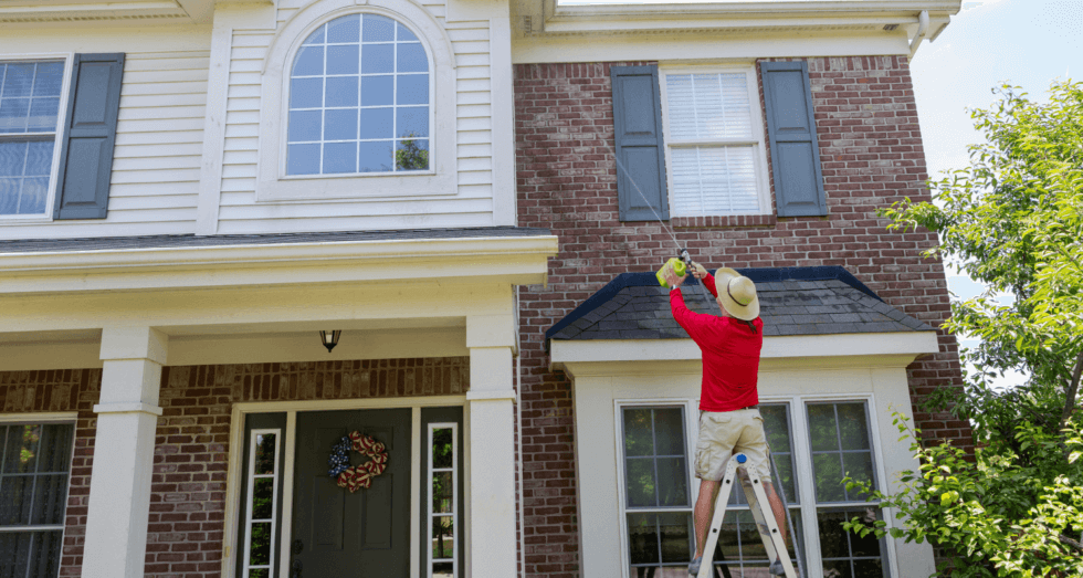 The Complete Guide to Exterior House Cleaning